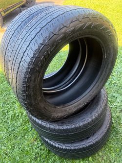 Tires 225/60/18 Falken no cracks