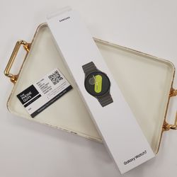 Samsung Galaxy Watch 7 - Brand New