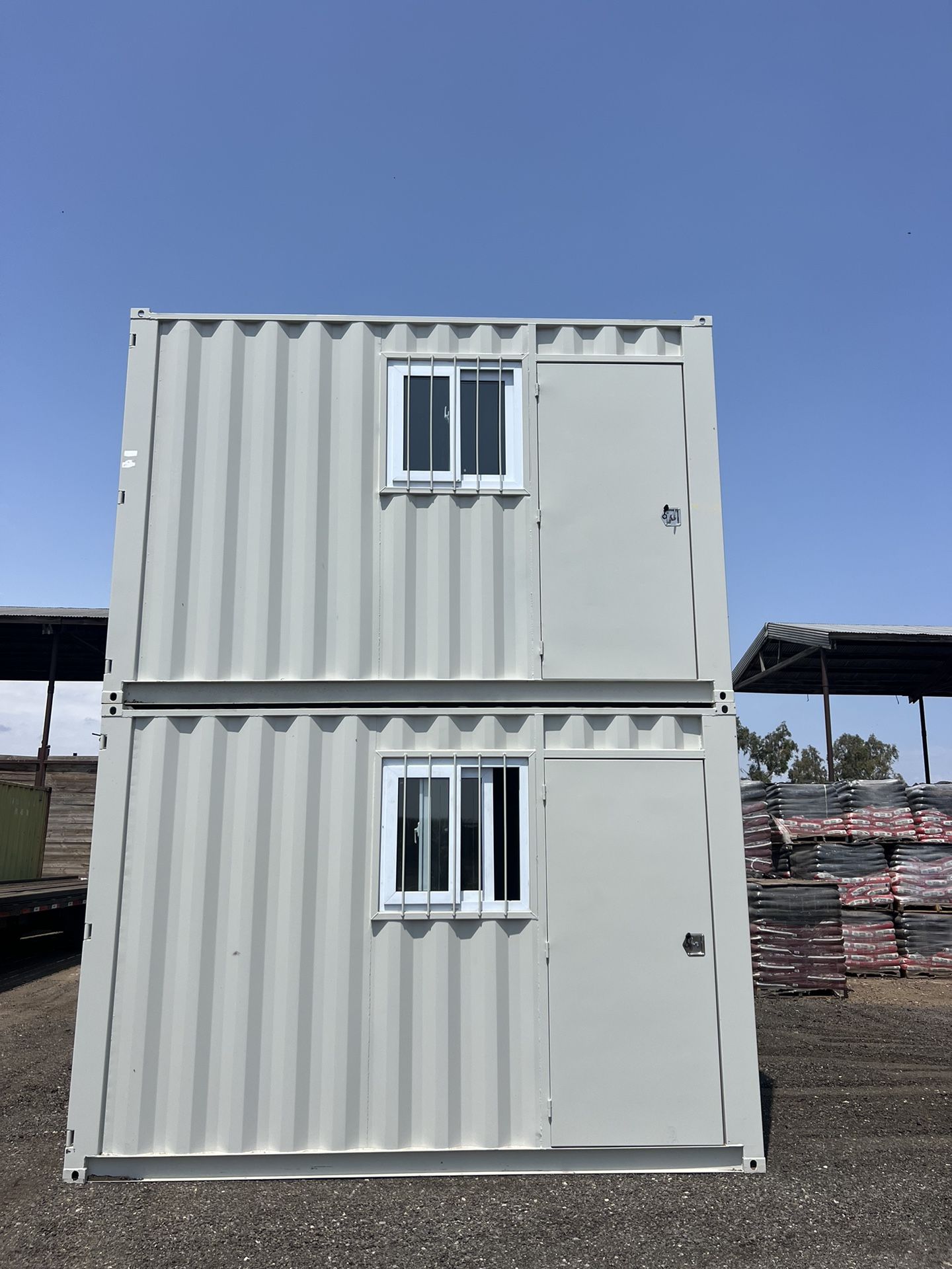 12 FOOT NEWER OFFICE SHED STORAGE SHIPPING CONTAINERS