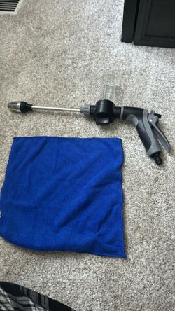 Car cleaning soap, gun