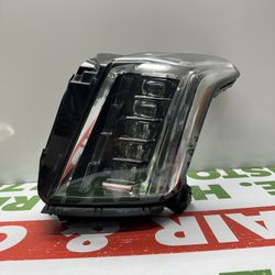 2015-2020 Cadillac Escalade Headlight Oem 
