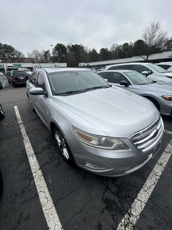 2010 Ford Taurus