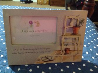 Lady Grey Elise Grey photo frame garden home children