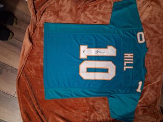 1. Tyreek Hill Signed Miami Dolphins Custom Teal Jersey Beckett BAS Witnessed WW58930.