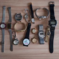 Lot of 14 watches