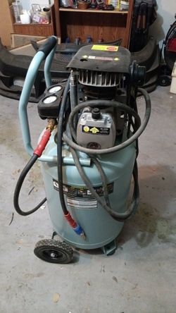 Upright Portable Air Compressor with Hose