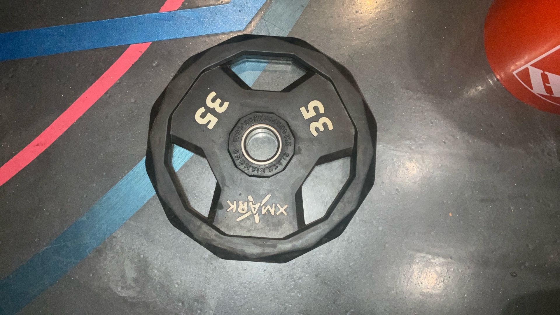 XMark Pair Of 35lb Weight Plates
