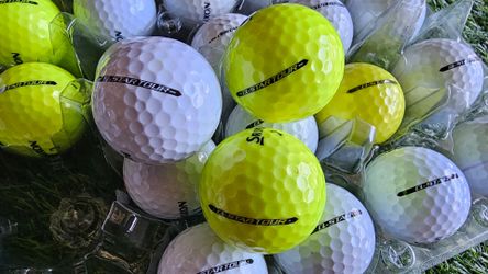 12 Srixon Q-Star Tour Golf Balls – Mint ⛳✨