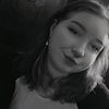 Hailey Johnson 