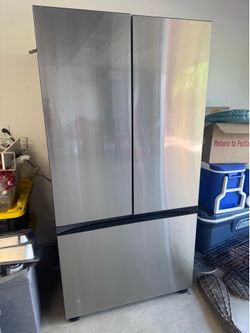 Samsung - 36 in. Wide 27 cu. ft. 3-Door French Door