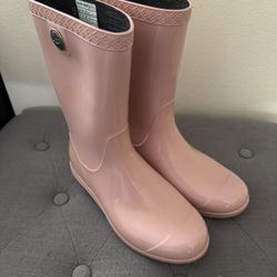 Women’s Pink; UGG Boots; SZ: 6 #00720D