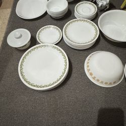 Corelle Dinner Set