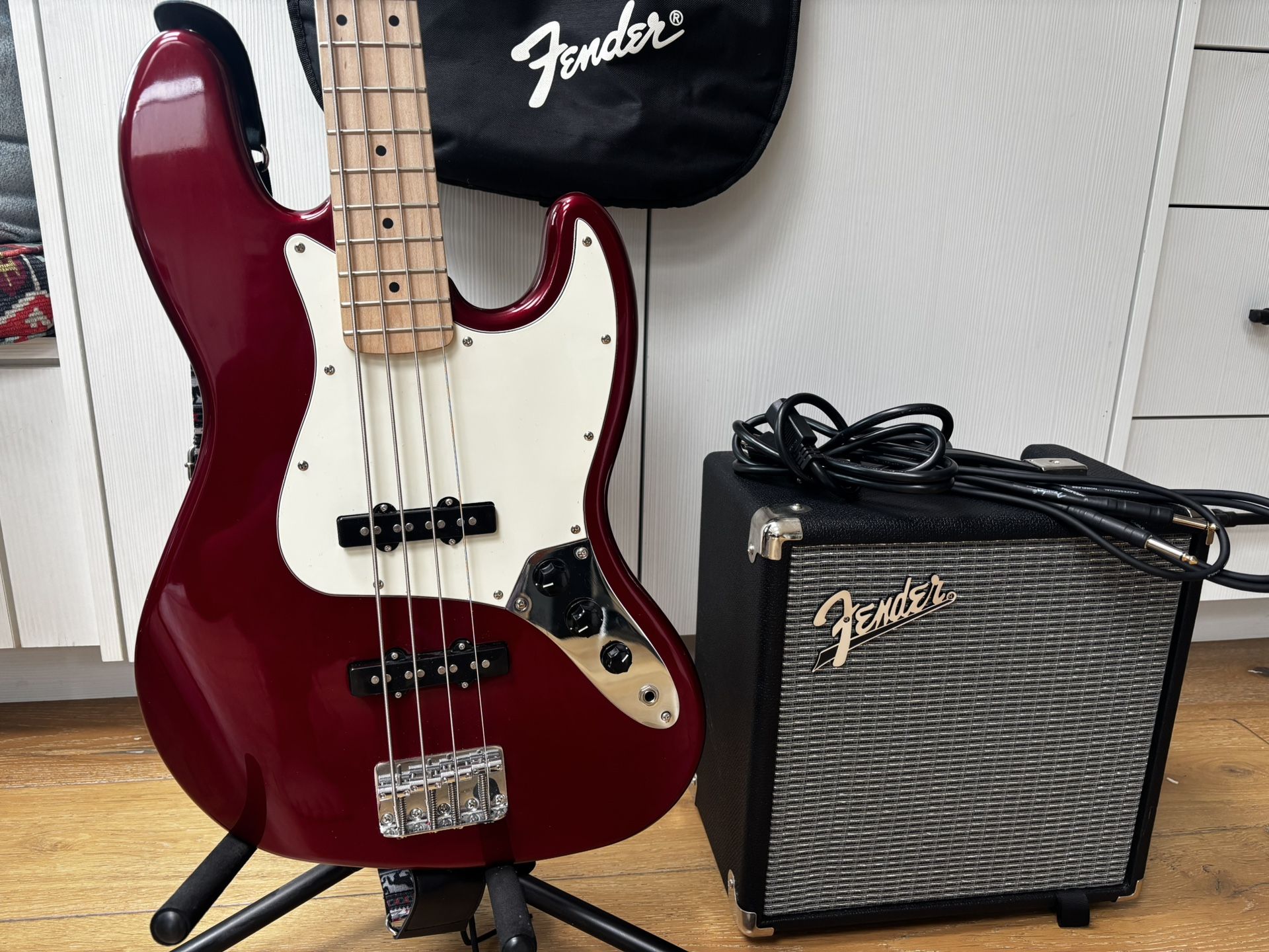 Squire Affinity Jazz Bass Guitar, Bag and Amp