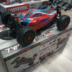 Arrma Typhon 4x4 Mega  1/8 Scale RC Buggy  Brand New 