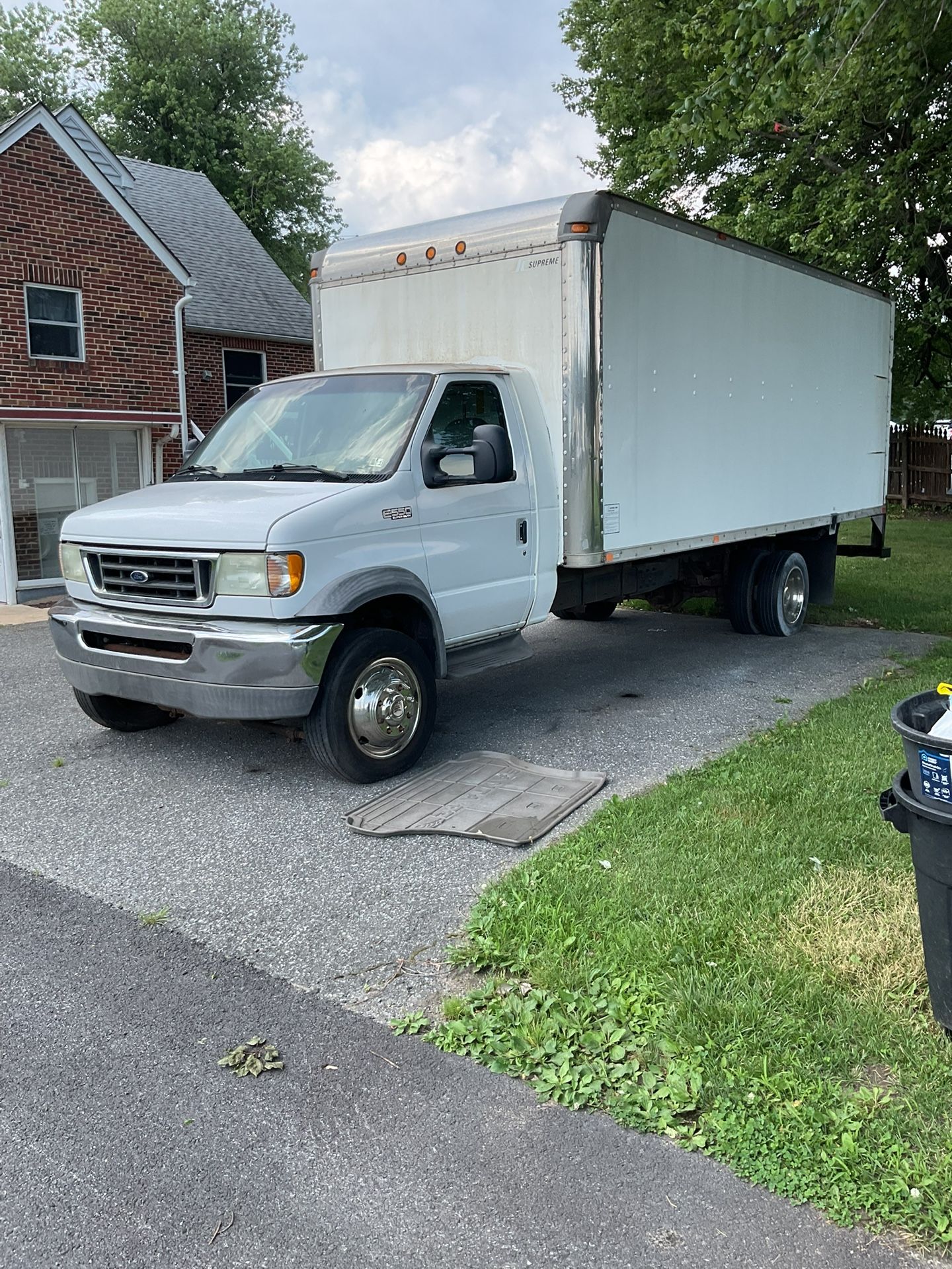 2003 Ford E-550