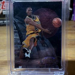 #81 Kobe Bryant 1997-98 Metal Universe