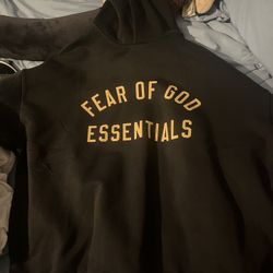 Essential Hoodie