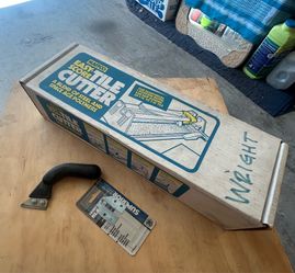 Tile Cutter & Grout Saw + Extra Blades