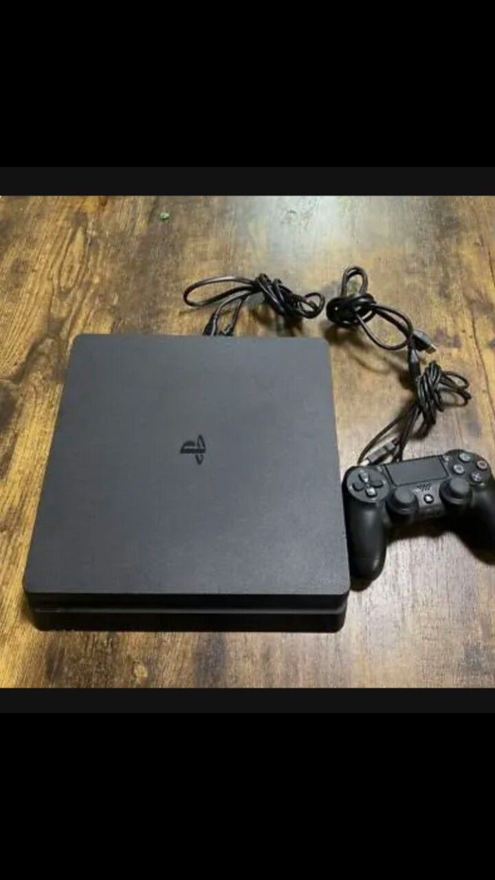 PS4 SONY PLAY STATION 4 500GB , playstation ps4 gaming console WORKING FINE, W /2 CONTROLS d