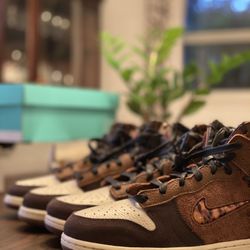 Size 9.5 Bodega Dunk High With Bandana