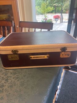 Vintage Luggage!