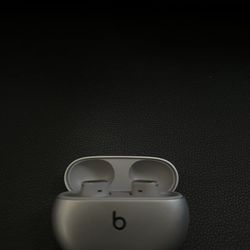 Beats Studio Wireless Earphones