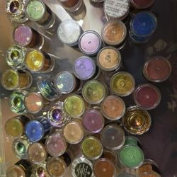 Mica Powders And Pigment Paste 