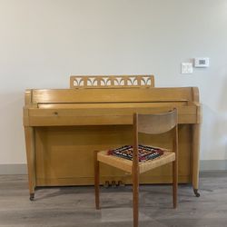 Piano Baldwin upright acrosonic honey MCM mid century modern yellow brown vintage Scandinavian Danish chair wicker wood  Soundproof panels