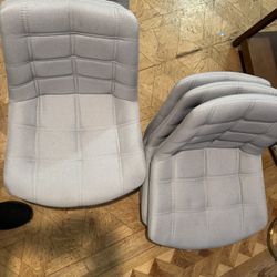 6 Dinner Chairs 