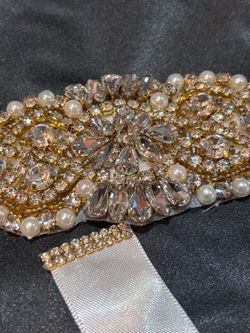 Shrek Bride off white rhinestone and pearl bridal belt. New cream