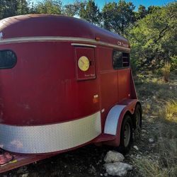 2006 CW Small Horse Trailer. With Title. All Works! Ready To Haul. Has Normal Wear And Tear Rust. Great Safe Cute Trailer On A Budget. 