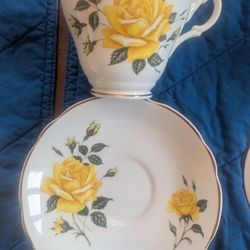 Royal Ascot Yellow Rose Bone China Teacup and Saucer. 