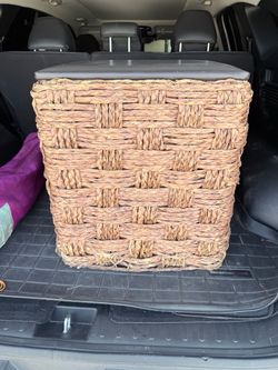 Rattan Ottoman