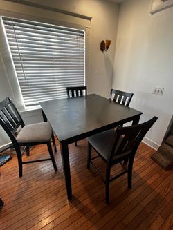 Black Counter Height Dining Table with 4 Chairs