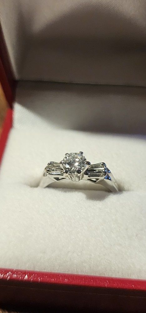 Vintage 14k Diamond Ring