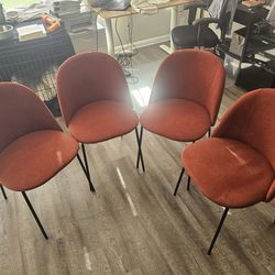 4 Dining Chairs