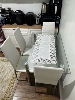 5 Pcs Modern Tempered Glass White Dining Room Table Set