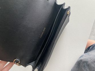 Michael Kors Daniela Large Saffiano Leather Crossbody Bag in Black