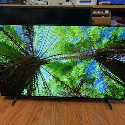 LG 4K OLED 42" TV - 0.1ms Response Time - 144hz Refresh Rate 