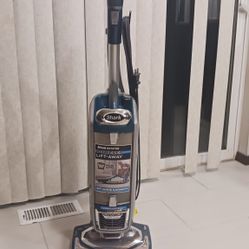 Shark Powered Lift-Away Vacuum 