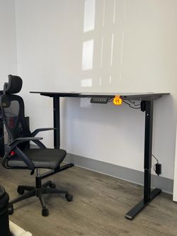 Electric Height Adjustable Standing Desk