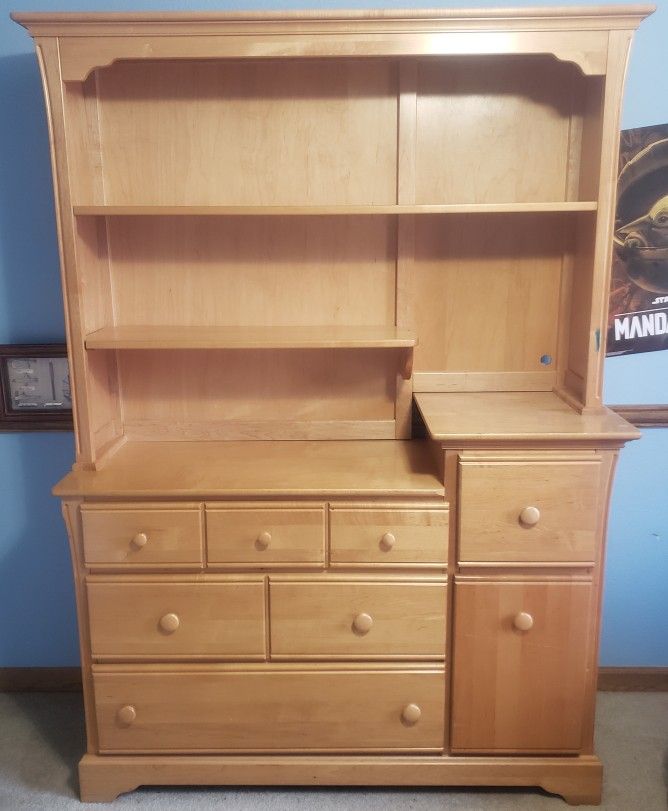 Solid Wood Changing Table With Detachable Bookcase