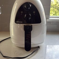 Black Decker Air Fryer Like New