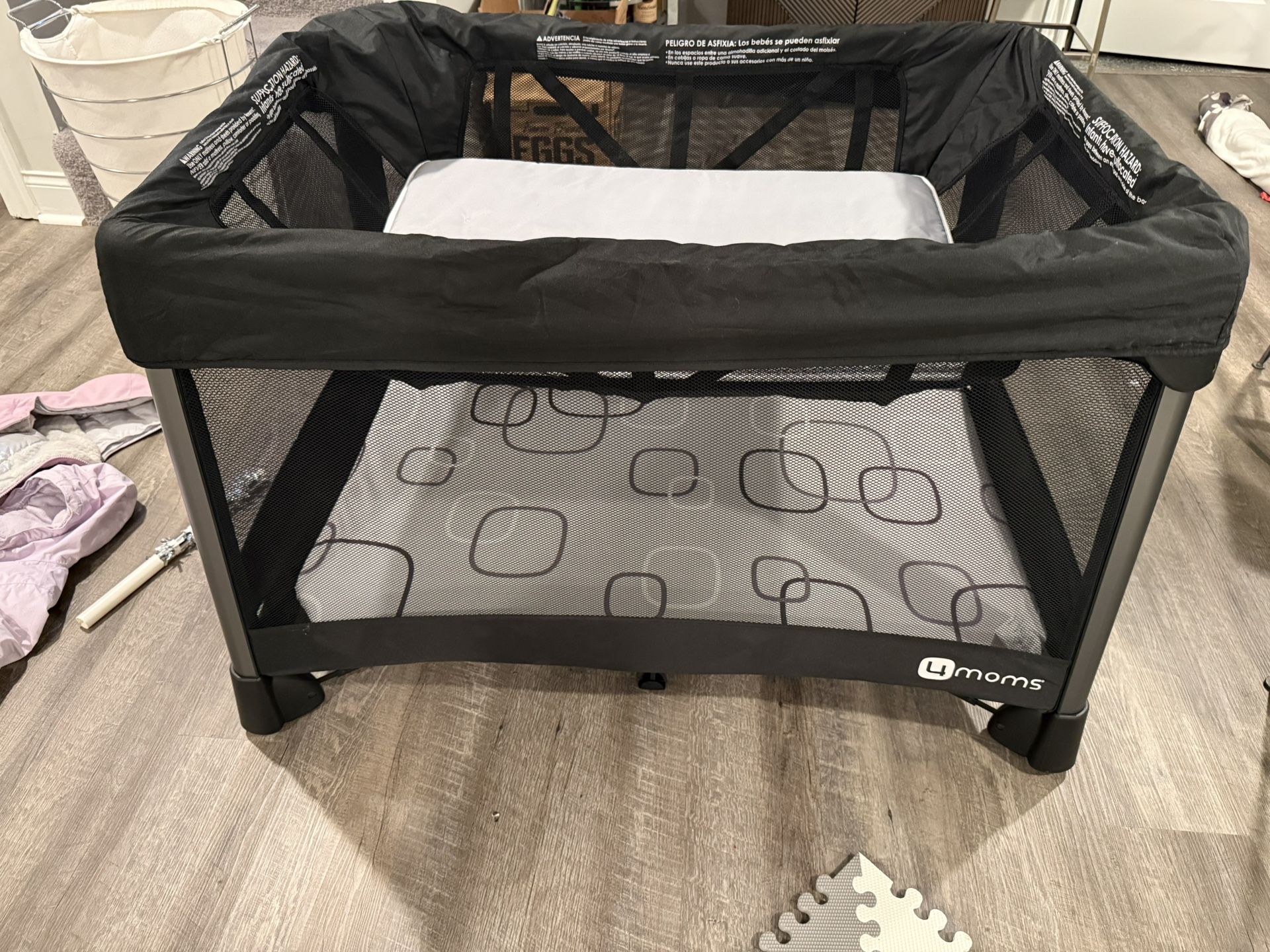 4moms Breeze Plus Playard