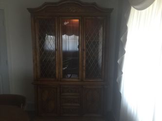 Lighted curio cabinet