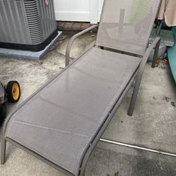 Outdoor Adjustable Lawn Chair