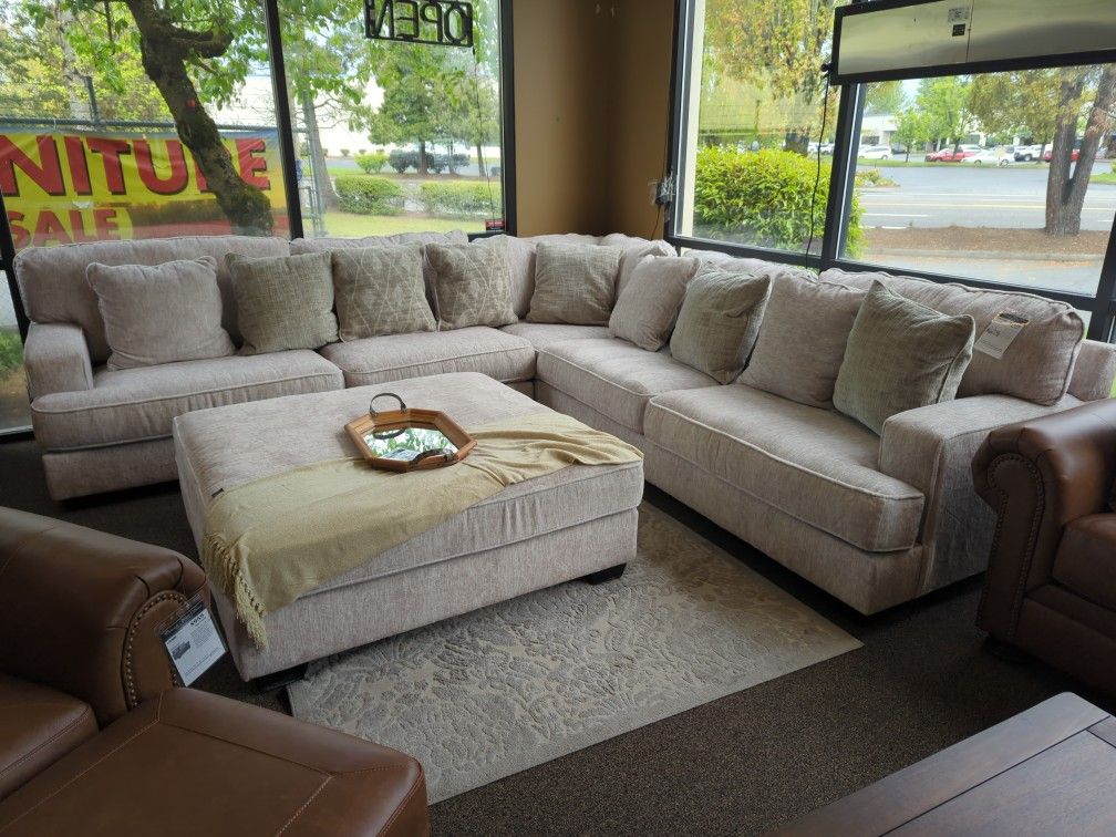 Brand New Large Big Sectional Sofa Couch White Soft Fabric 