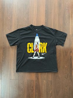 NWOT Men’s Nike Caitlin Clark Indiana Fever WNBA XL Loose Fit Graphic T-Shirt