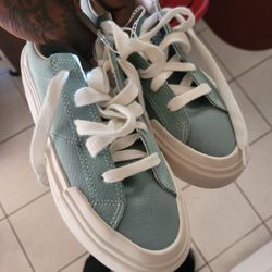 Converse Size 6