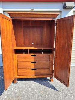 HUGE FLASH ESTATE SALE TODAY ONLY😃😯9-6pm! ALL MUST GO!! ROCK BOTTOM PRICES💯TONS MORE! Bring a Trk